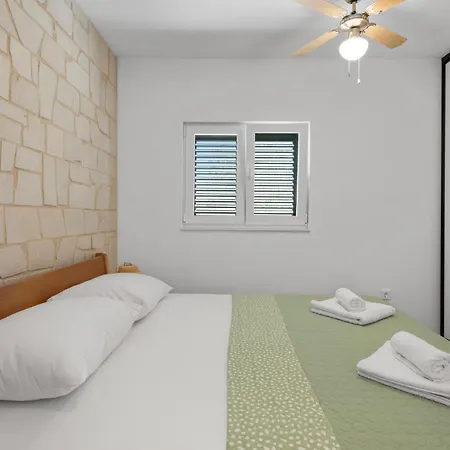 Pet Friendly In With Outdoor Swimming Pool * Vodice
